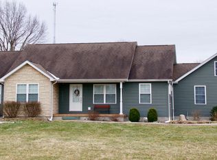 12720 Hudgens Rd, Marion, IL 62959