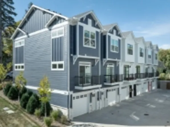 Legacy Townhomes