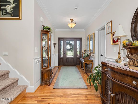 5th image of 3105 W Hampton Drive