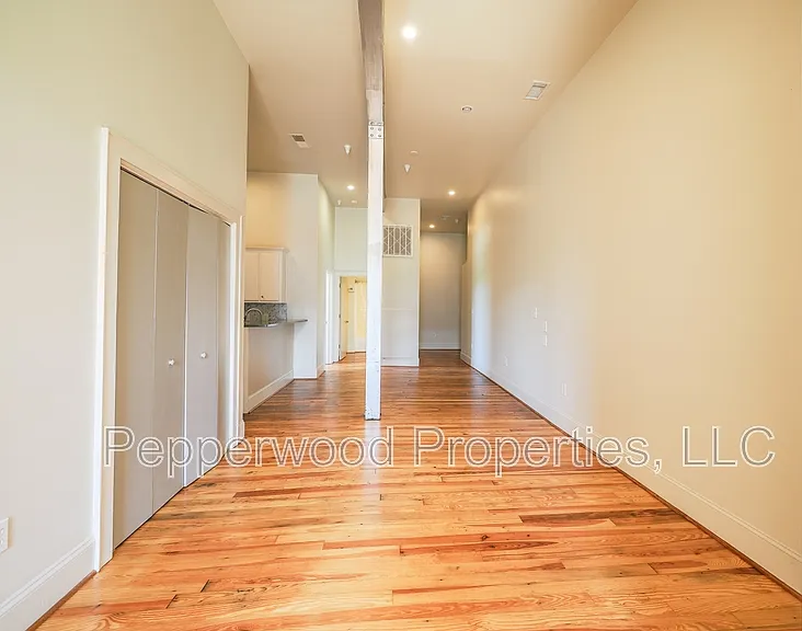 149 S Daniel Morgan Ave #B — Photo 10