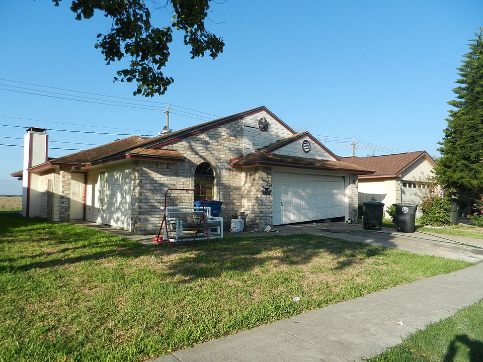 2nd image of 2625 Alvin Dr