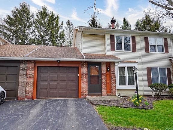 2nd image of 101 Branchwood Ln
