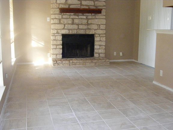 3rd image of 9003 Sparkling Creek Dr #6