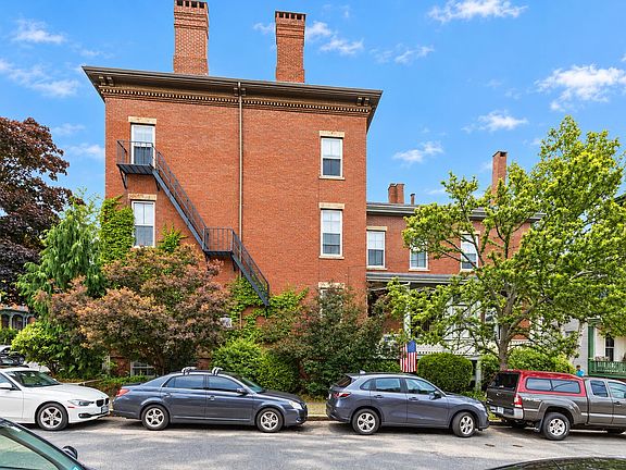 3rd image of 29 Deering Street #3
