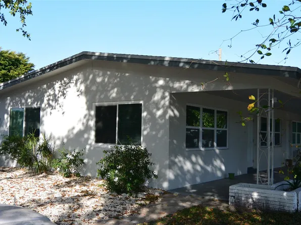 1204 NE 4th Street, Pompano Beach, FL 33060