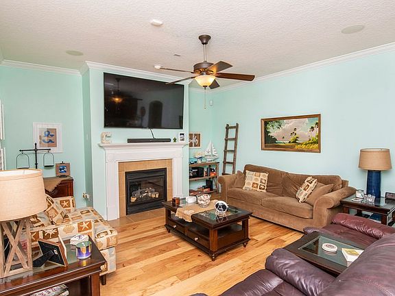 5th image of 912 Saltwater Cir
