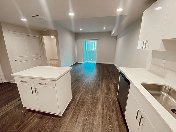 2nd image of 6332 Woodman Ave #2