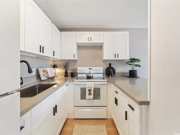 1314 Kinau St APT 202, Honolulu, HI 96814