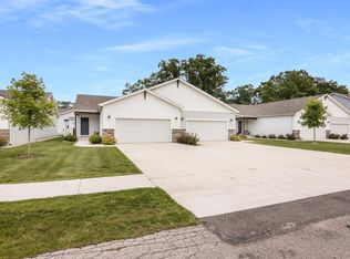 859 Carson St, Traverse City, MI 49686