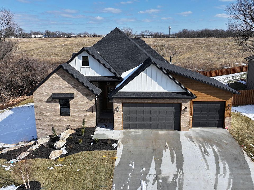 1st image of 3408 N Marlin Drive