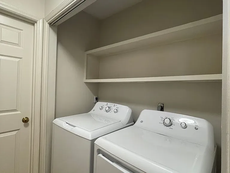 587 Cherry St #3 — Photo 9