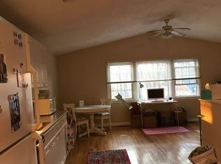 132 Boston Post Rd #2ND, Wayland, MA 01778