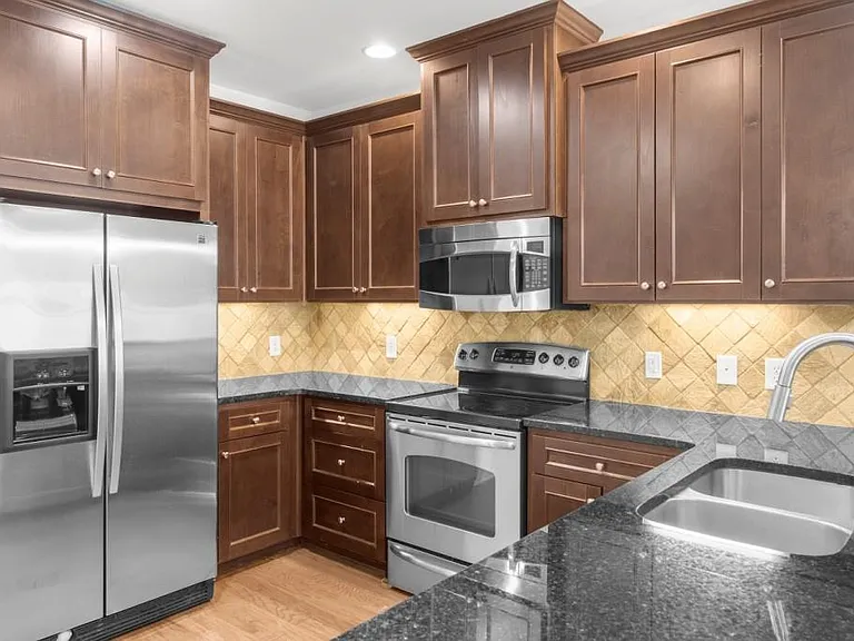 2360 Logan Cir #101 — Photo 11