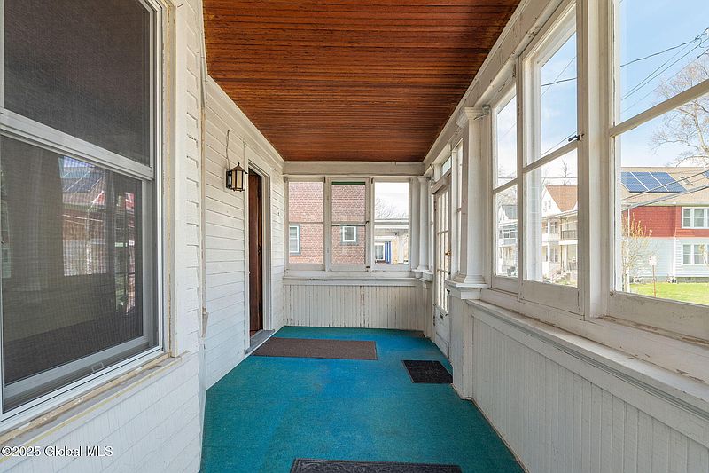 5th image of 4 Arcadia Avenue