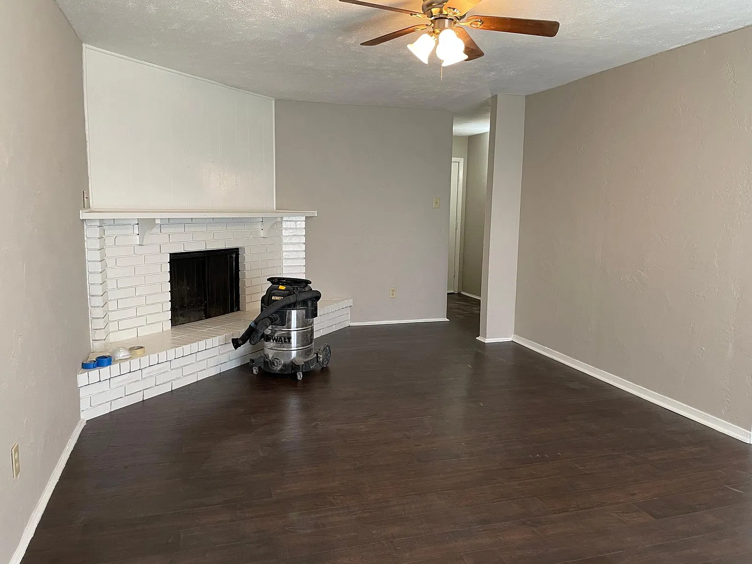 3 bed, 1256 sqft, $2,290 — Photo 4