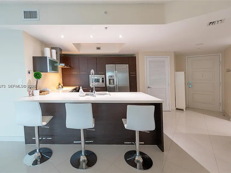 200 Sunny Isles Blvd #21205 — Photo 7