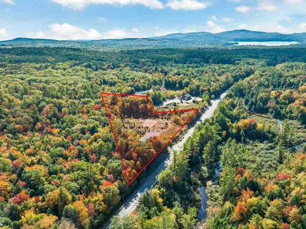 1050 Center Street, Wolfeboro, NH 03894