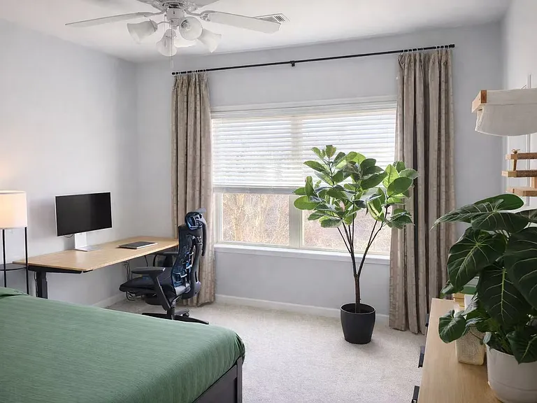 1648 Sabastian Point NE — Photo 10