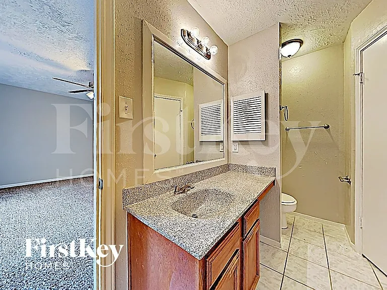 17326 Davenway Dr — Photo 8