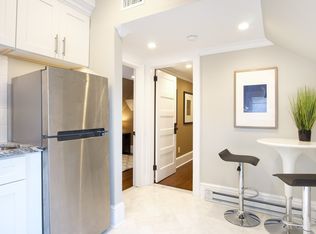 21 Crescent St #3B, West Hartford, CT 06119