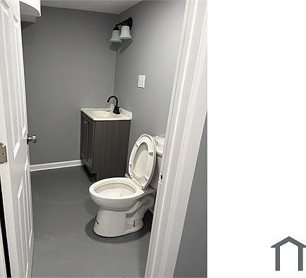 5th image of 311 W 107th St