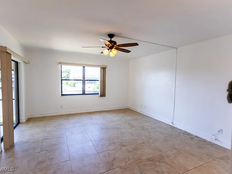 1110 SW 48th Ter #A-101 — Photo 28