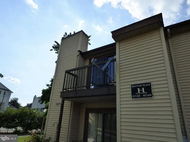 808 Britton Pl — Photo 19