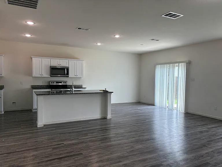 6229 Old Bridge Way — Photo 7