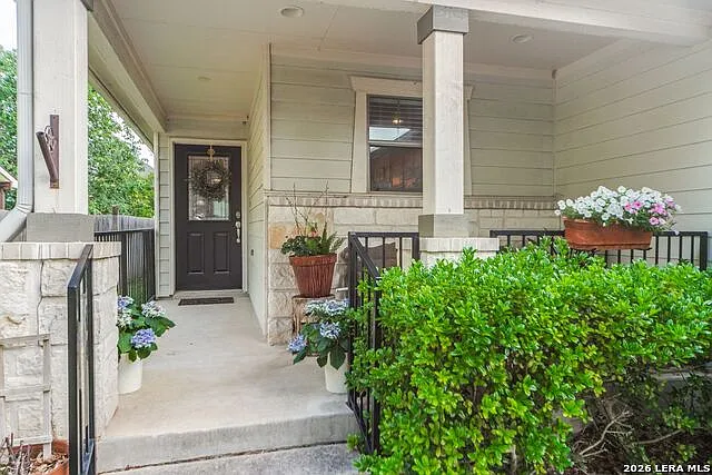 124 Lilly Crk — Photo 2