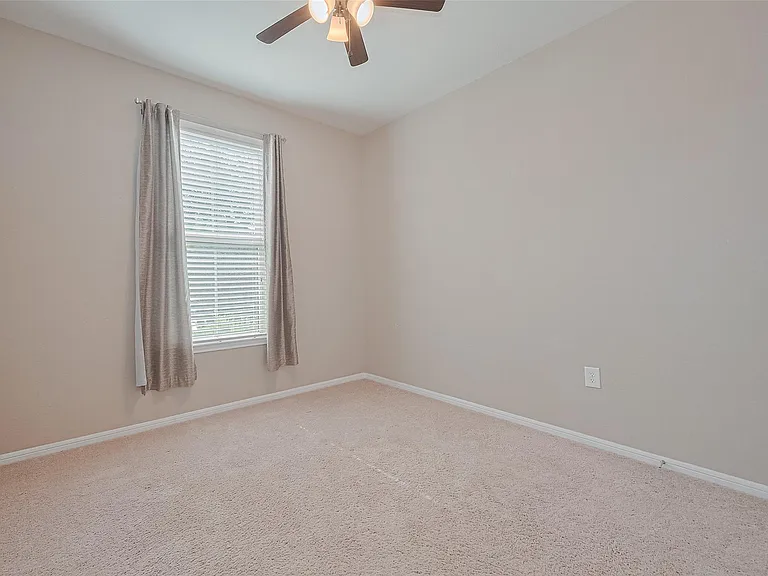 5327 Silver Ledge Dr — Photo 27