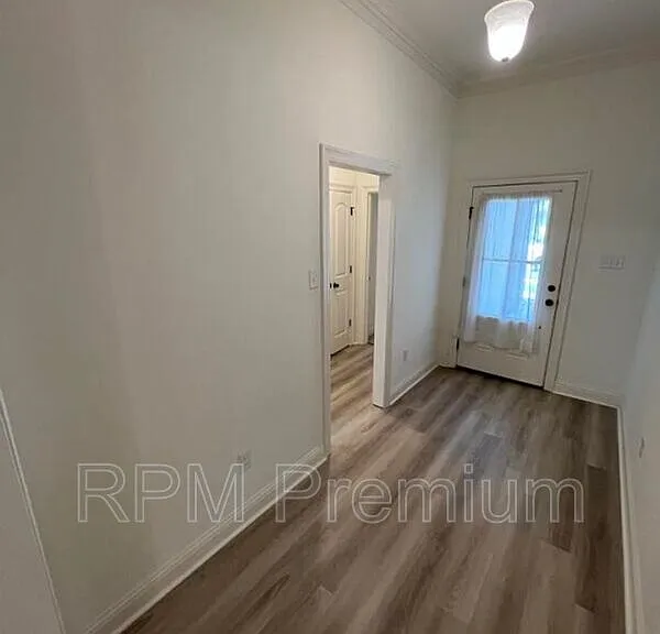 7108 Kenilworth Crossing Ave — Photo 3