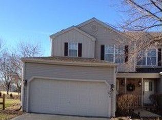 1420 Foxcroft Dr, Aurora, IL 60506