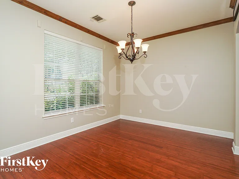 20930 Pedregoso Ln — Photo 6