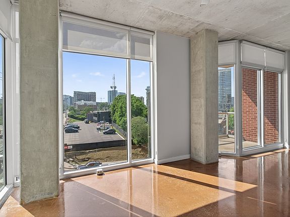 2nd image of 600 12th Ave S APT 525