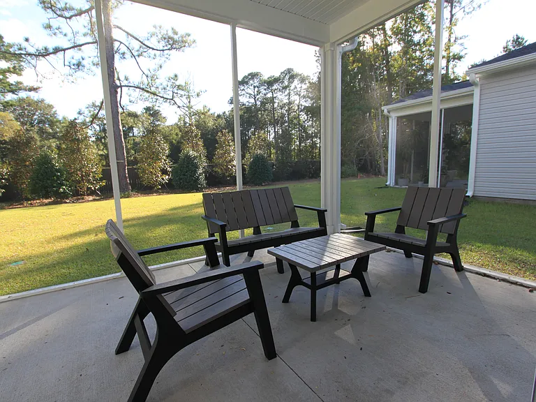Lockwood Dr — Photo 21
