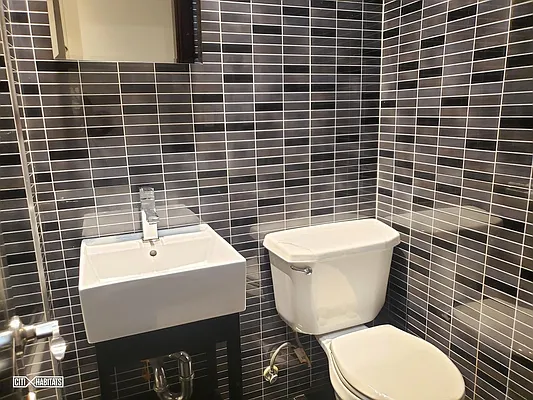 Rented by Citi Habitats | media 10