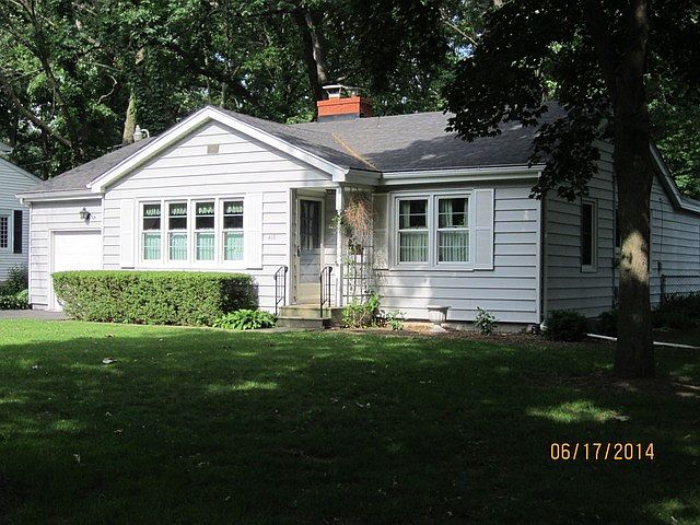 1st image of 410 Earl Ave