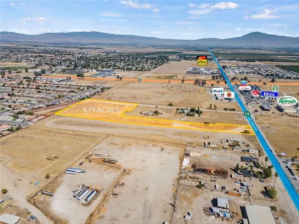 2310 Taft Hwy, Bakersfield, CA 93313