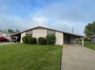 2545 S South Pl #B, Springfield, MO 65807