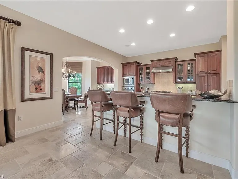 2543 Marquesa Royale Ln #Penthouse 301 — Photo 18