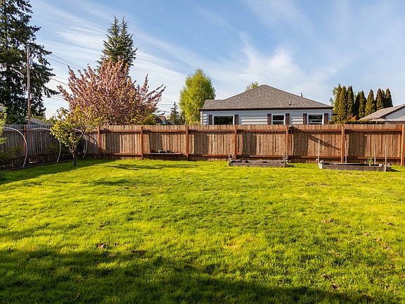 Tons of space, & gardens.