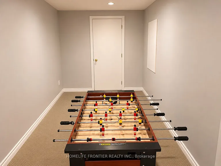87 Estate Garden Dr — Photo 22