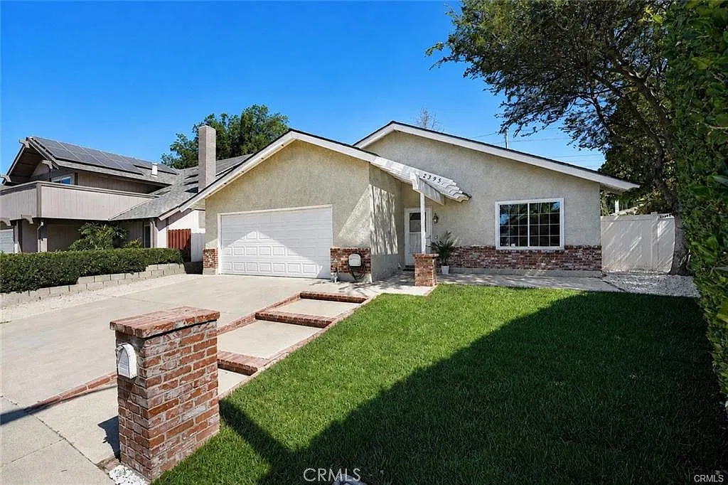 2 bed, 1108 sqft, $3,600 — Photo 1