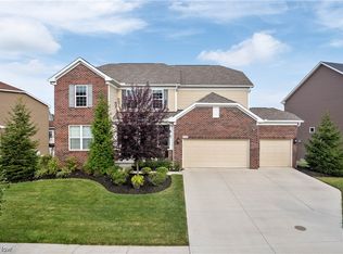5116 Duxbury Dr, Copley, OH 44321