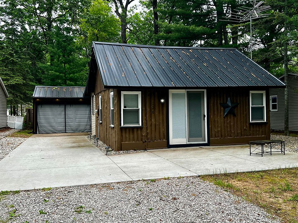 1st image of 126 Cottage Dr