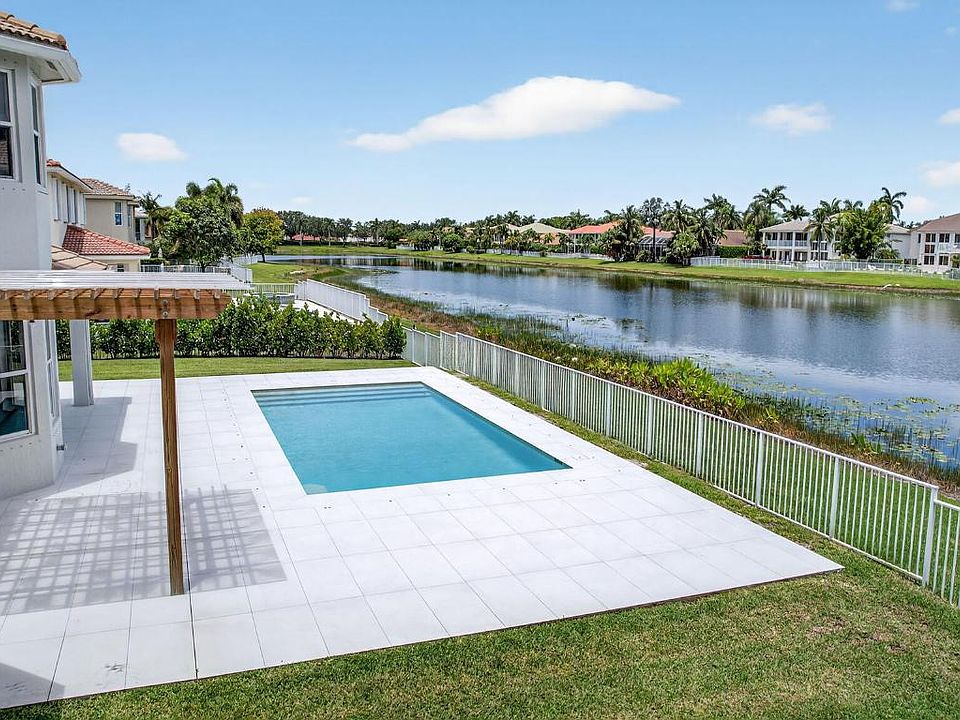 1st image of 11587 Manatee Bay Ln