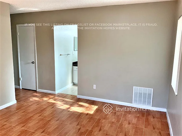 11721 SW 122nd Ave — Photo 15