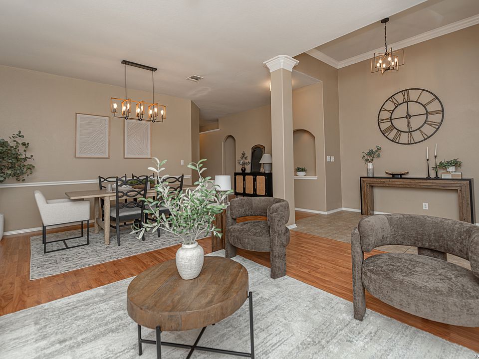 1st image of 1739 Oakmont
