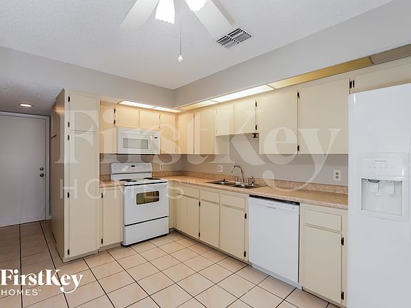 5th image of 4030 Cypress Lndg E