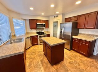 7422 E Navarro Ave, Mesa, AZ 85209